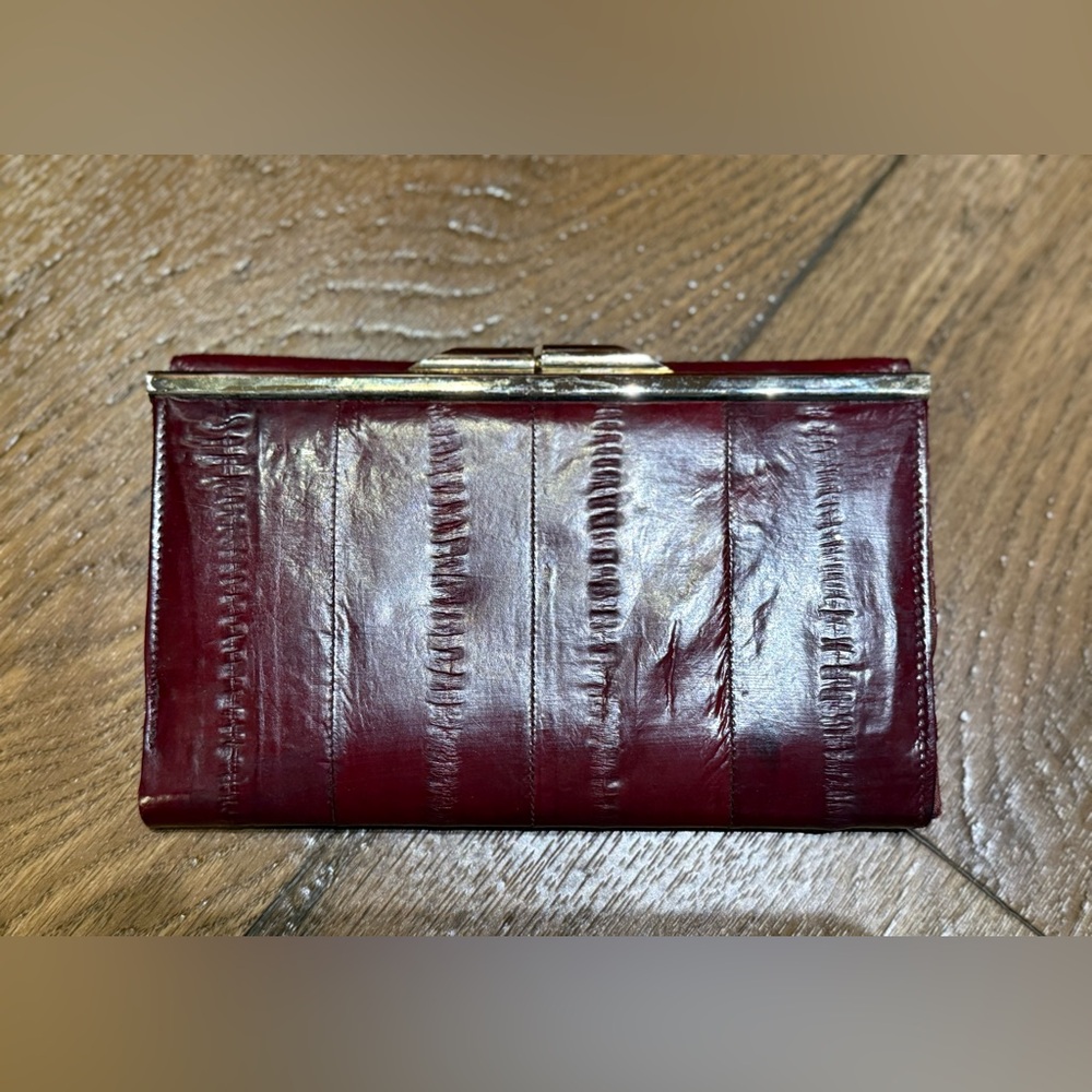 Vintage Eel Burgundy Leather Wallet - Picture 2 of 4